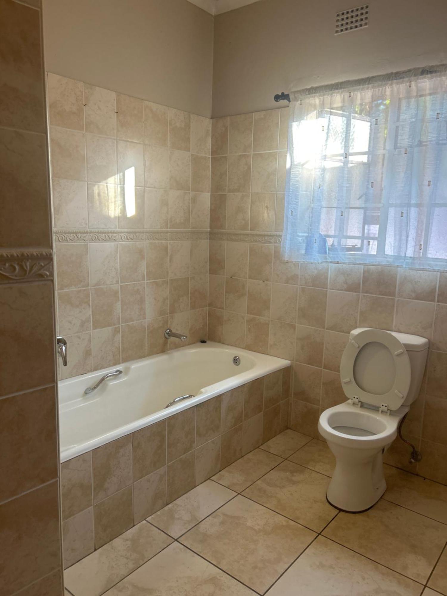 Kagiso Lodge And Spa Krugersdorp Kültér fotó