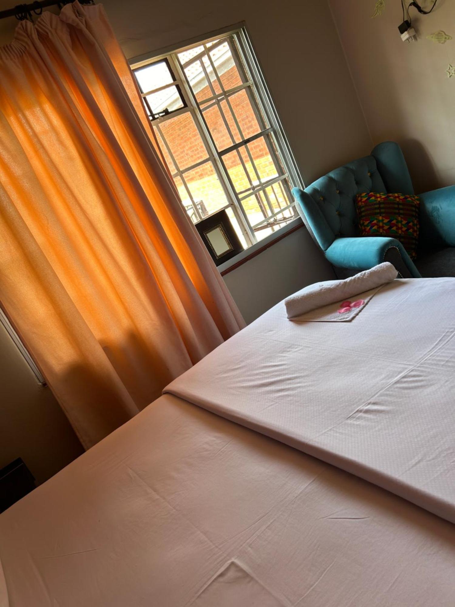 Kagiso Lodge And Spa Krugersdorp Kültér fotó