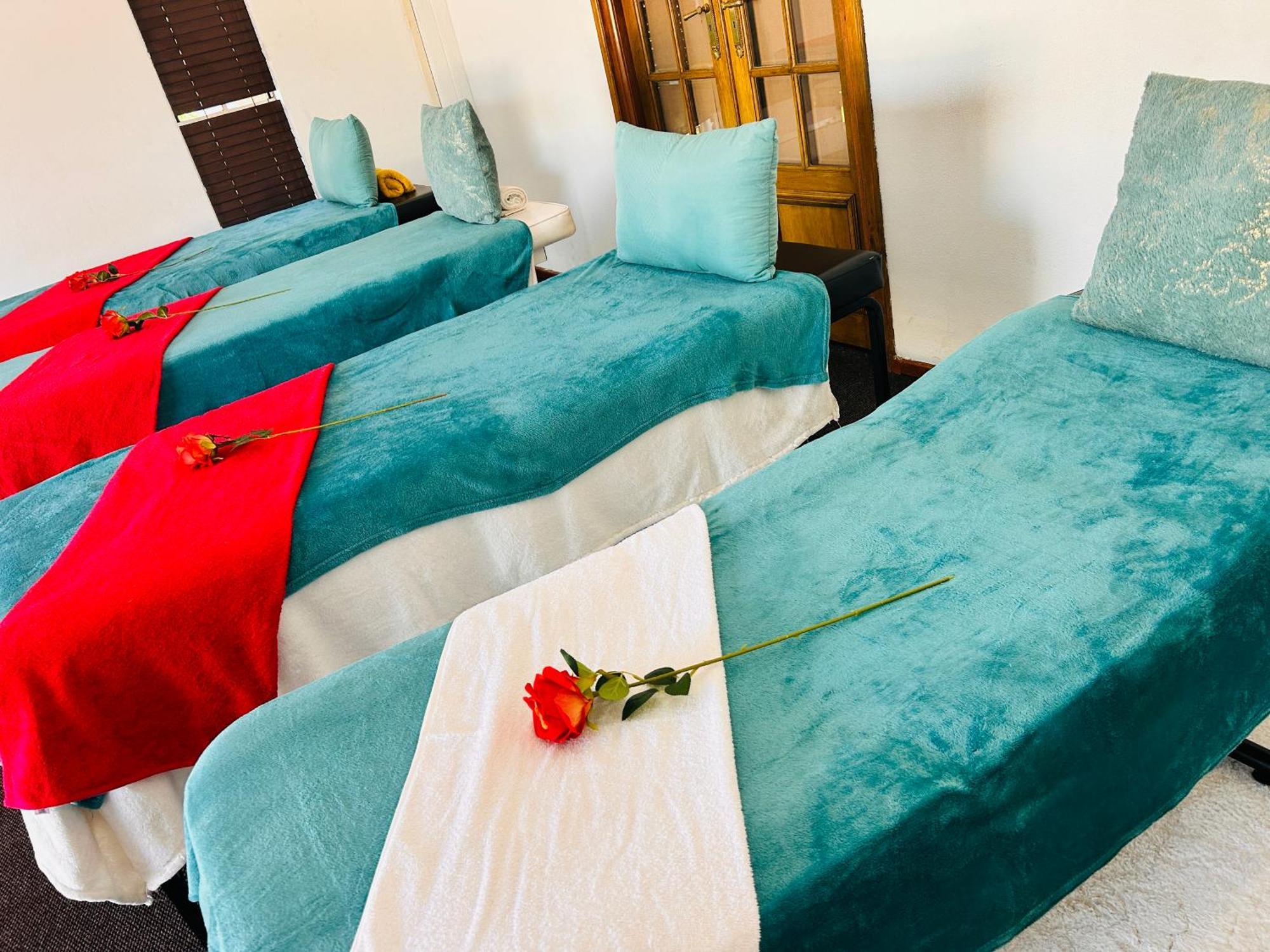 Kagiso Lodge And Spa Krugersdorp Kültér fotó